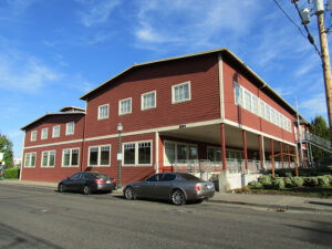 Outside shot of our Puyallup clinic on a sunny day